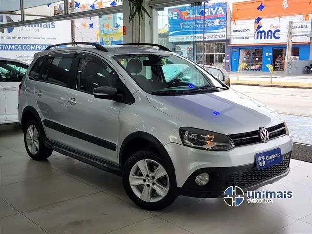 Carro Volkswagen SpaceCross 2012 1.6 8V (Flex)