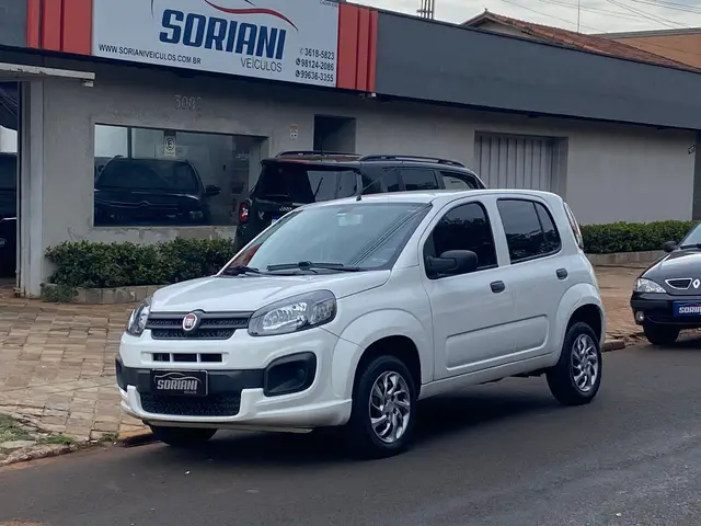 Carro Fiat Uno 2021 Attractive 1.0