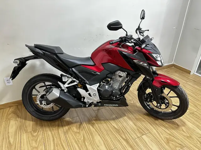 Moto Honda CB 300F Twister 2025 (CBS)