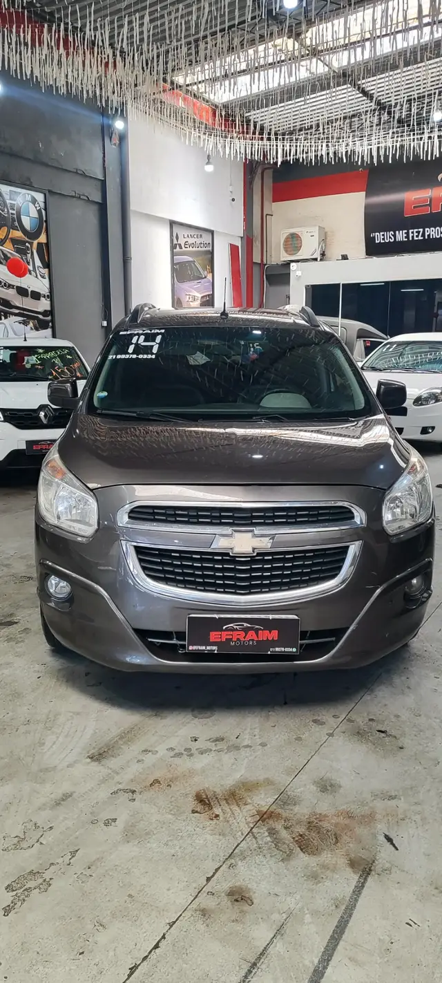 Carro Chevrolet Spin 2014 LT 5S 1.8 (Aut) (Flex)