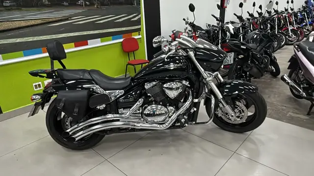 Moto Suzuki Boulevard 2014 M1500