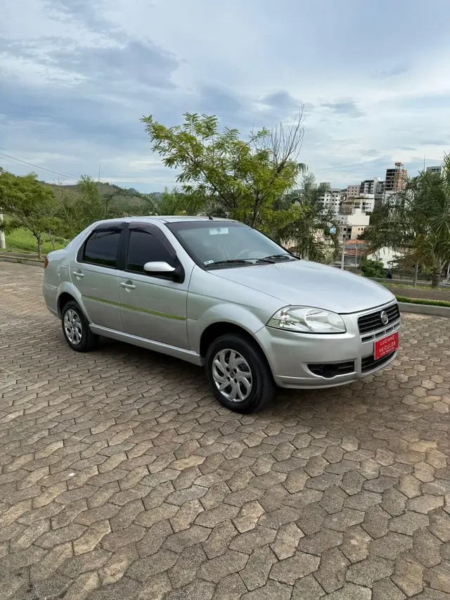 Carro Fiat Siena 2011 Celebration Fire 1.0 8V (Flex)