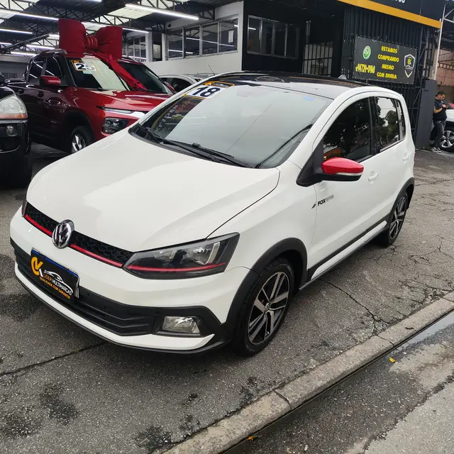 Carro Volkswagen Fox 2018 1.6 16v MSI Pepper I-Motion (Flex)