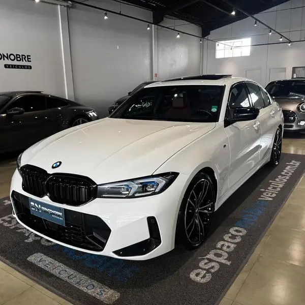 Carro BMW 320i 2023 M Sport 2.0 Turbo (Aut.)