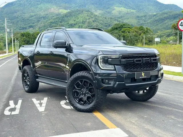 Carro Ford Ranger Cabine Dupla 2024 Limited 3.0