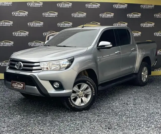Carro Toyota Hilux Cabine Dupla 2017 Hilux 2.7 SR CD 4x2 (Flex) (Aut)