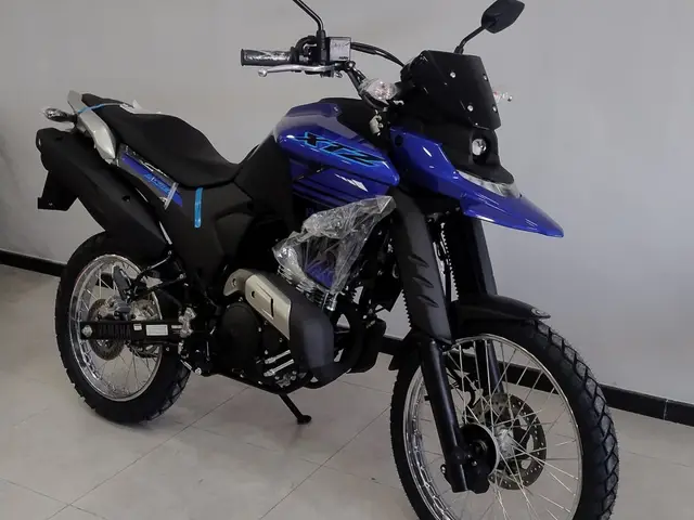 Moto Yamaha XTZ 250 Lander 2025 Connected