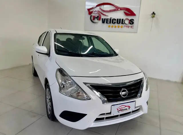 Carro Nissan Versa 2016 1.6 16V SV (Flex)