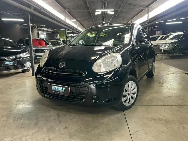 Carro Nissan March 2013 1.0 16V (Flex)