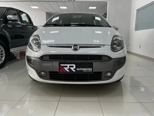 Carro Fiat Punto 2013 Essence 1.6 16V (Flex)