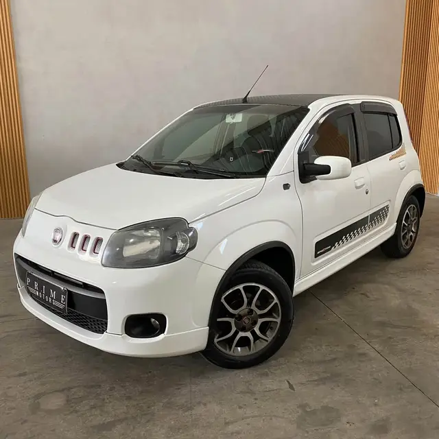 Carro Fiat Uno 2013 Sporting 1.4 8V (Flex) 4p