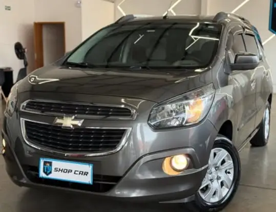 Carro Chevrolet Spin 2015 LTZ 7S 1.8 (Flex)