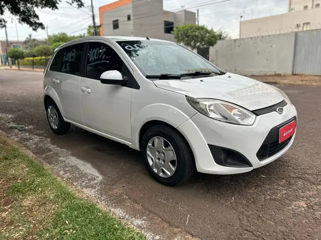 Carro Ford Fiesta Hatch 2013 SE Rocam 1.6 (Flex)