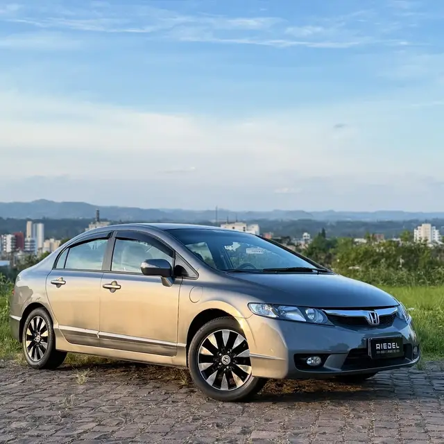 Carro Honda Civic 2011 New  LXL 1.8 16V i-VTEC (Flex)