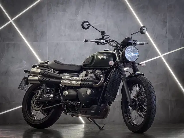 Moto Triumph Street Scrambler 2018 900