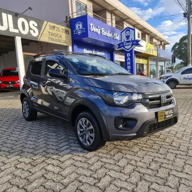 Carro Fiat Mobi 2021 Trekking 1.0 (Flex)