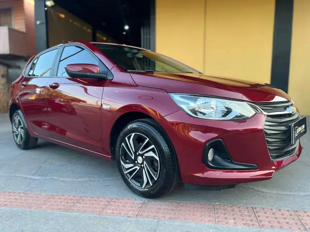 Carro Chevrolet Onix 2025 LT 1.0