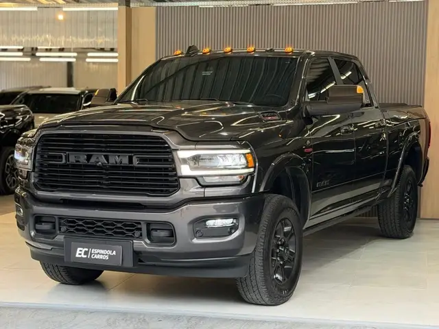 Carro Ram 3500 2022 Laramie 6.7