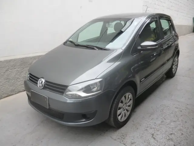 Carro Volkswagen Fox 2013 1.6 VHT (Flex)
