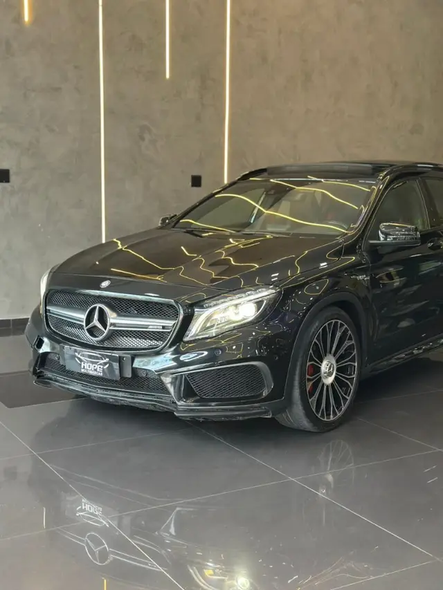 Carro Mercedes-Benz GLA 45 AMG  2015 GLA 45 AMG 4Matic DCT