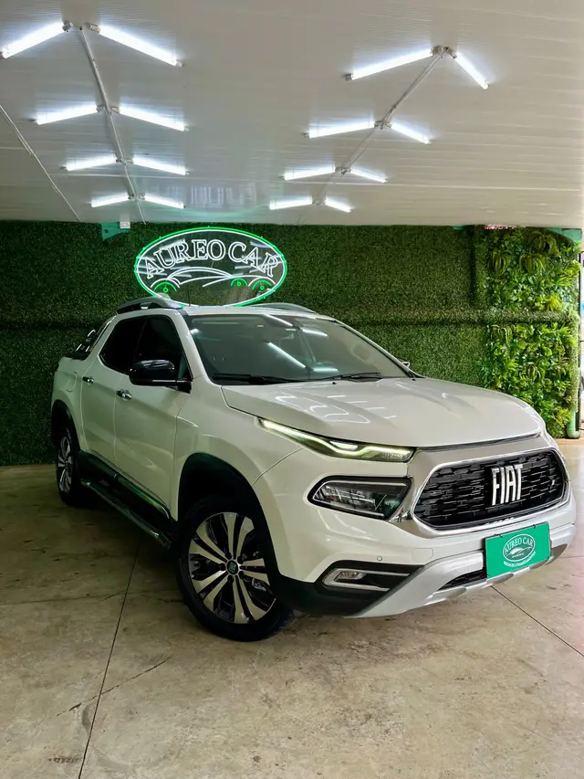 Carro Fiat Toro 2024 Volcano 2.0