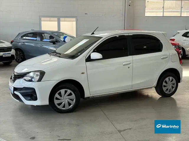Carro Toyota Etios 2020 X 1.3 (Flex)