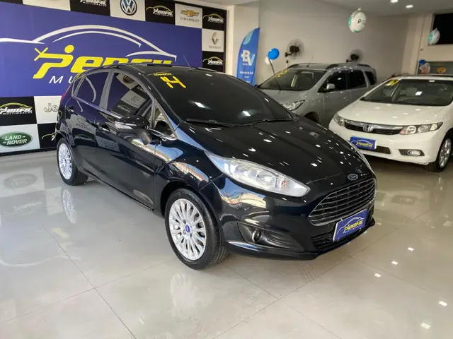 Carro Ford New Fiesta Sedan 2014 1.6 Titanium PowerShift (Flex)
