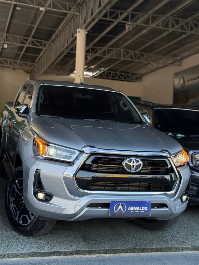 Carro Toyota Hilux Cabine Dupla 2024 SRV 4x4 2.8 Diesel