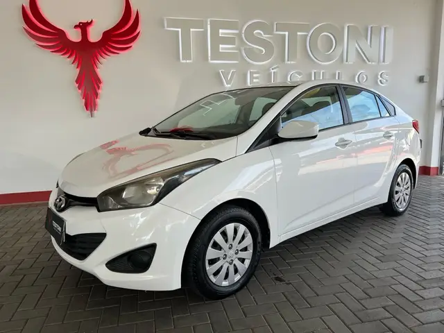 Carro Hyundai HB20S 2014 1.0 Comfort Style (Flex)
