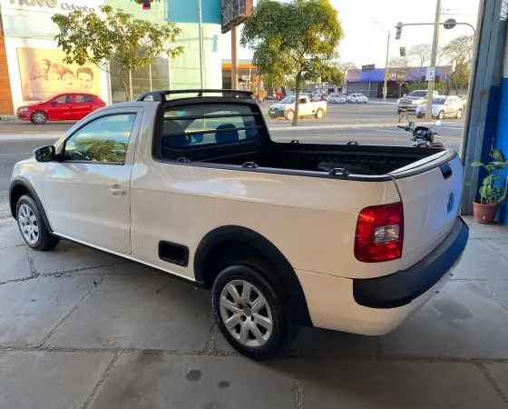 Carro Volkswagen Saveiro 2015 1.6 (Flex)