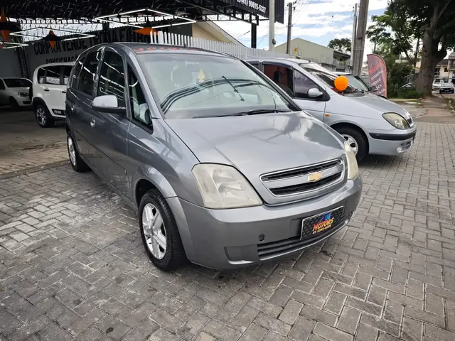 Carro Chevrolet Meriva 2009 Joy 1.4 (Flex)