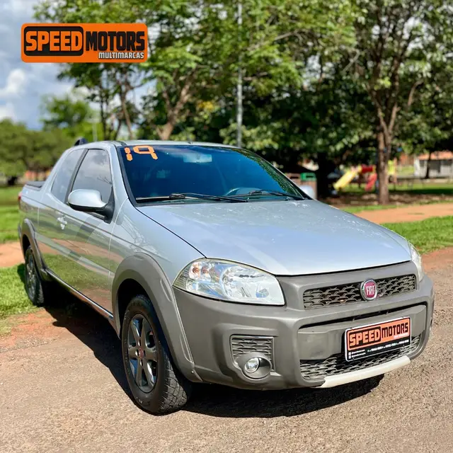 Carro Fiat Strada 2019 Freedom 1.4 CD (Flex)