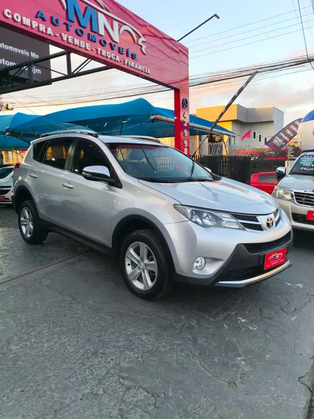 Carro Toyota RAV4 2014 2.0 4x4