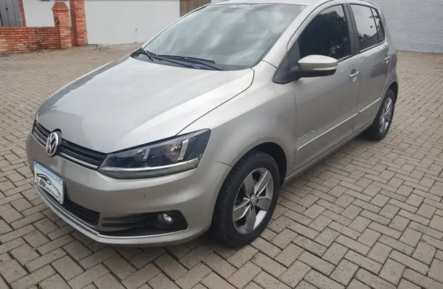 Carro Volkswagen Fox 2018 1.6 MSI Comfortline (Flex)