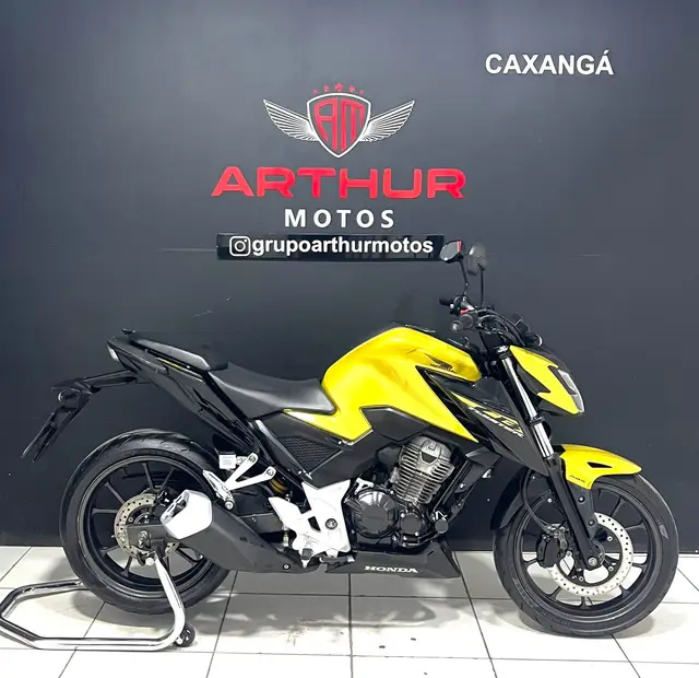 Moto Honda CB 300F Twister 2023 Standard