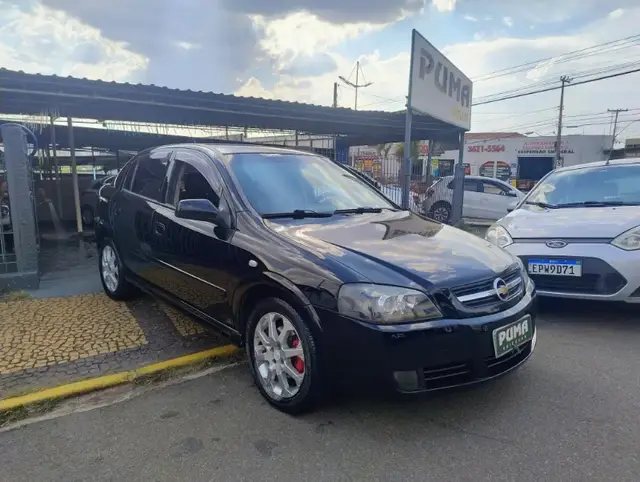 Carro Chevrolet Astra Hatch 2010 Advantage 2.0 (Flex)