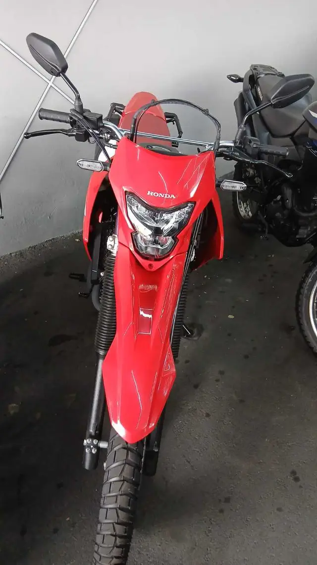 Moto Honda XR 300L 2025 Tornado