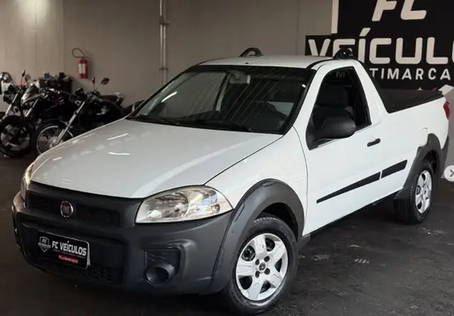 Carro Fiat Strada 2015 Working 1.4 (Flex)