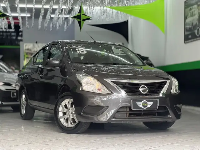 Carro Nissan Versa 2018 1.6 16V SV FlexStart CVT (Flex)