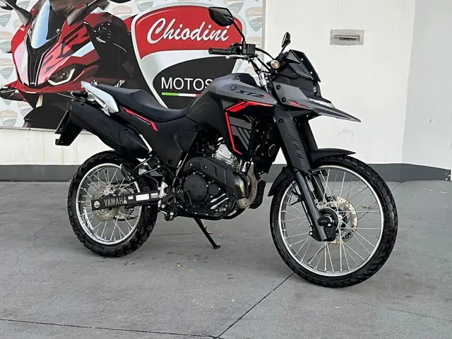 Moto Yamaha XTZ 250 Lander 2025 Connected