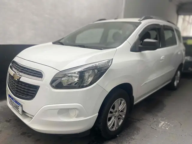 Carro Chevrolet Spin 2018 LT 5S 1.8 (Flex)