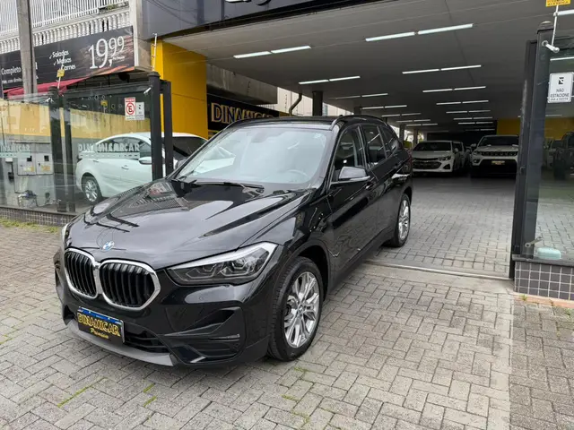 Carro BMW X1 2021 sDrive20i 2.0 Turbo (Aut.)