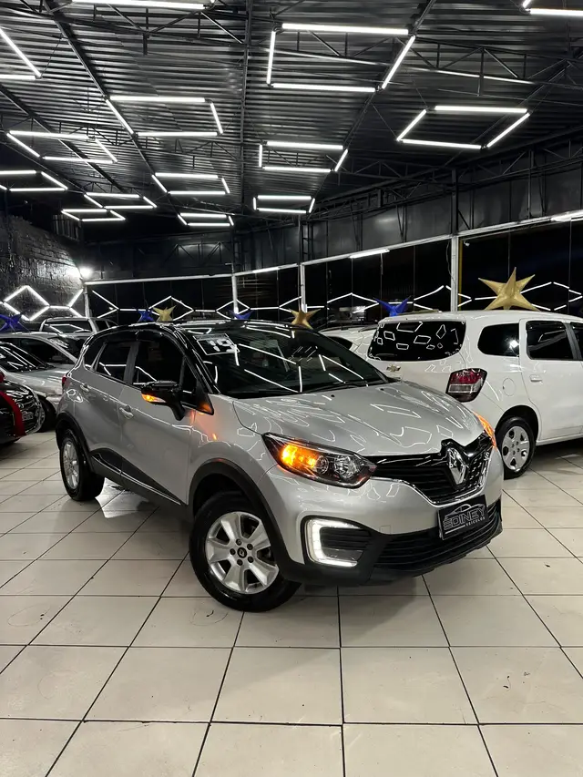 Carro Renault Captur 2019 Life 1.6 16v SCe CVT (Flex)