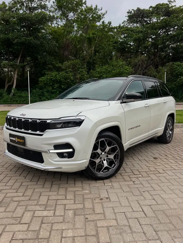 Carro Jeep Commander 2022 Overland T270 Flex (Aut)