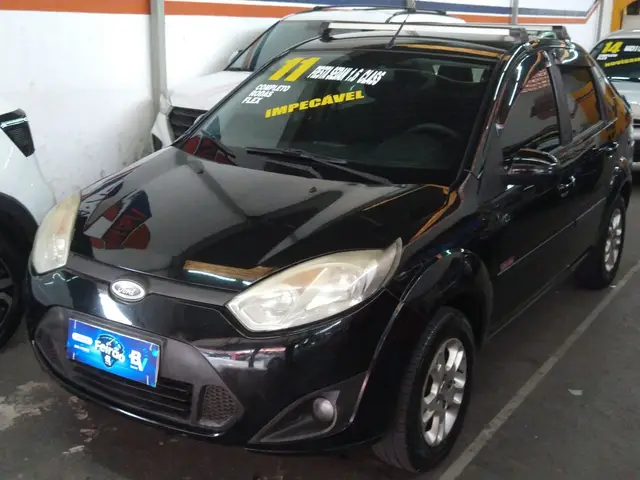 Carro Ford Fiesta Sedan 2011 1.6 (Flex)