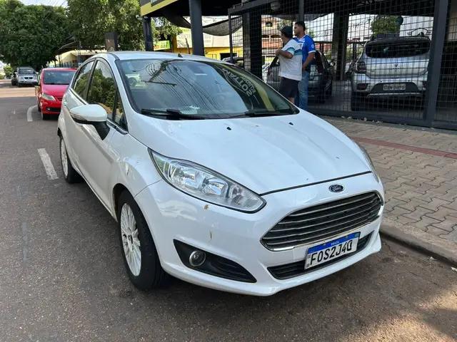Carro Ford New Fiesta Hatch 2015 New Fiesta Titanium 1.6 16V PowerShift