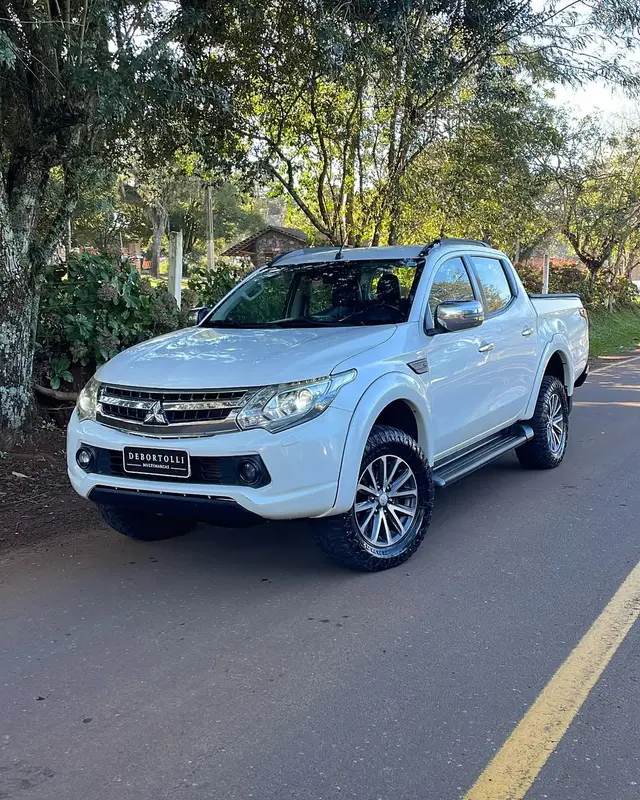 Carro Mitsubishi L200 Triton Sport 2020 SPORT HPE-S 2.4 CD DIES. AUT