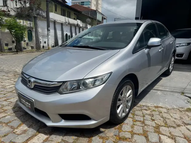 Carro Honda Civic 2016 LXS 1.8 i-VTEC (Flex)