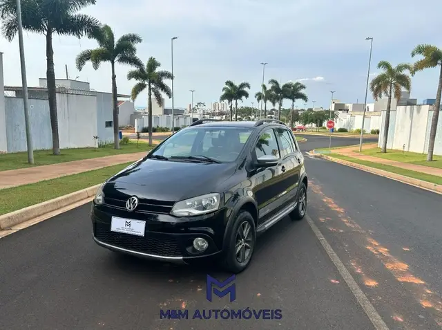 Carro Volkswagen CrossFox 2012 1.6 VHT (Flex)