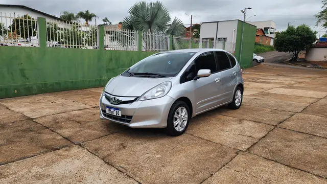 Carro Honda Fit 2014 LX 1.4 (flex)